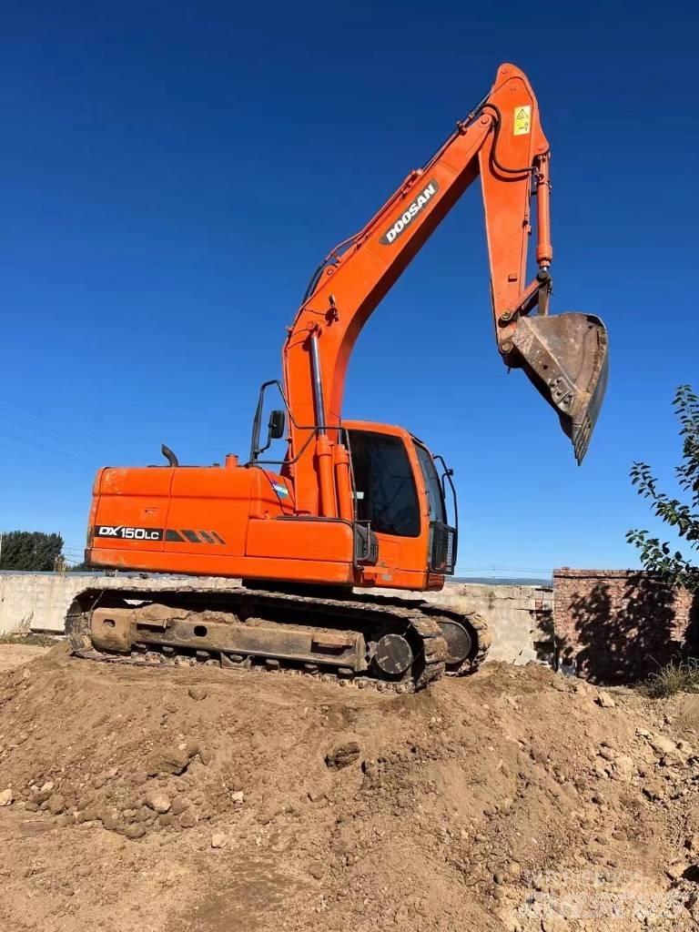 Doosan DX150 حفارات وسط 7 طن - 12 طن