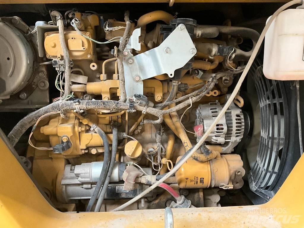 CAT 308 E 2 CR حفارات وسط 7 طن - 12 طن