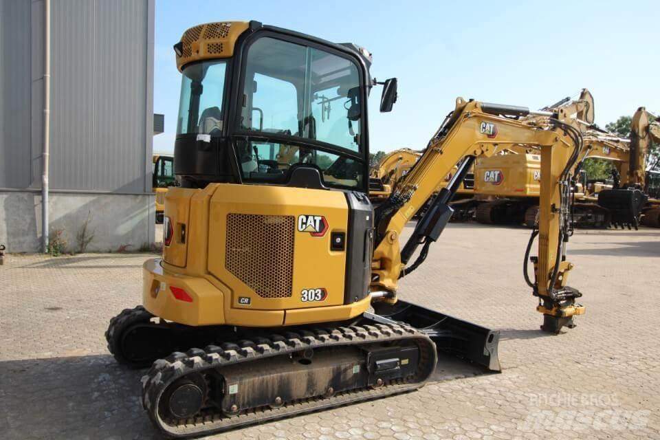 CAT 303CR حفارات زحافة