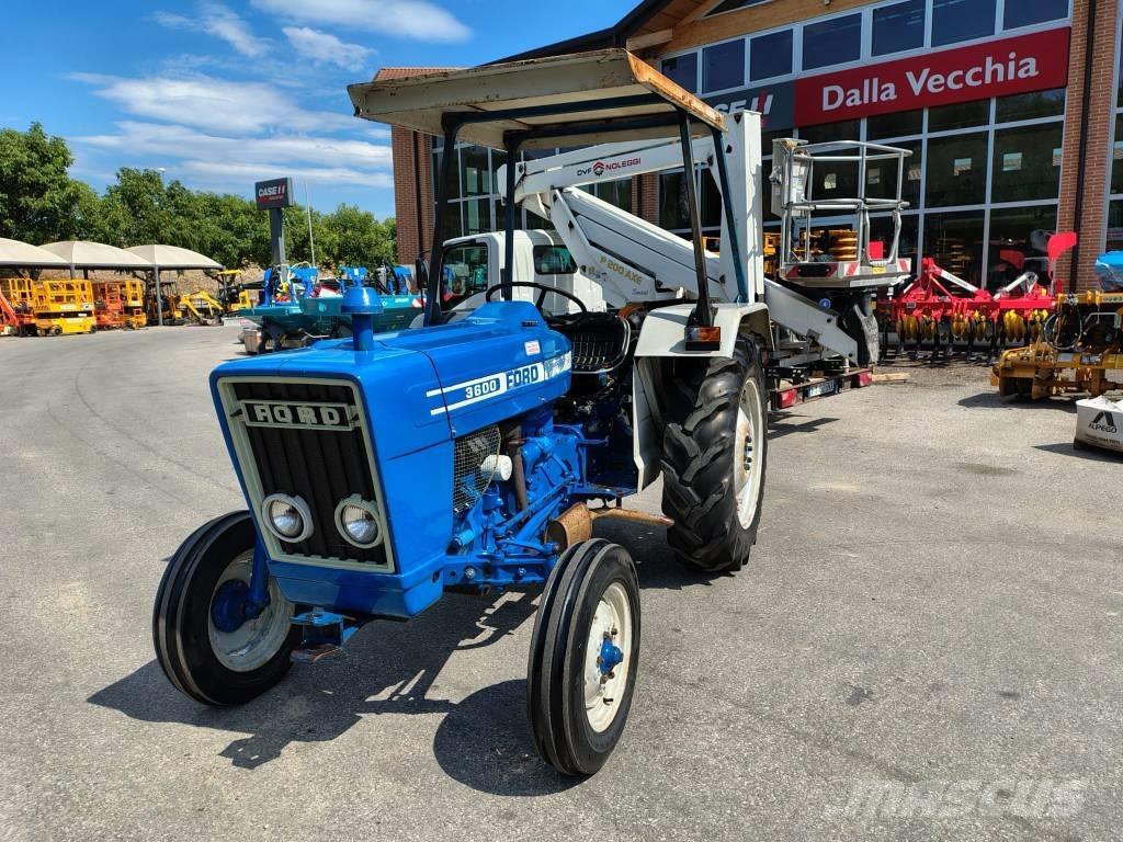 Ford 3600 الجرارات