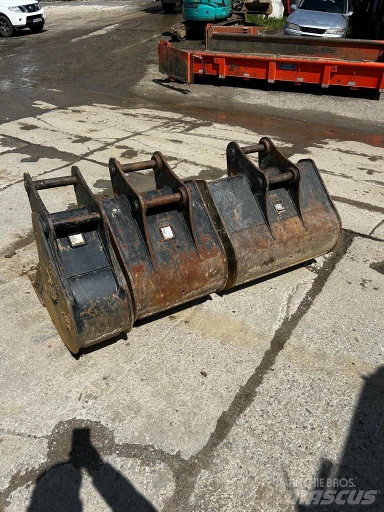 Doosan DX 85 R حفارات وسط 7 طن - 12 طن