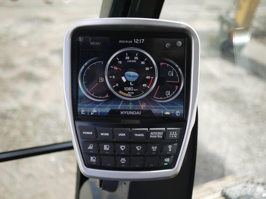 Hyundai HX 130 LCR حفارات زحافة