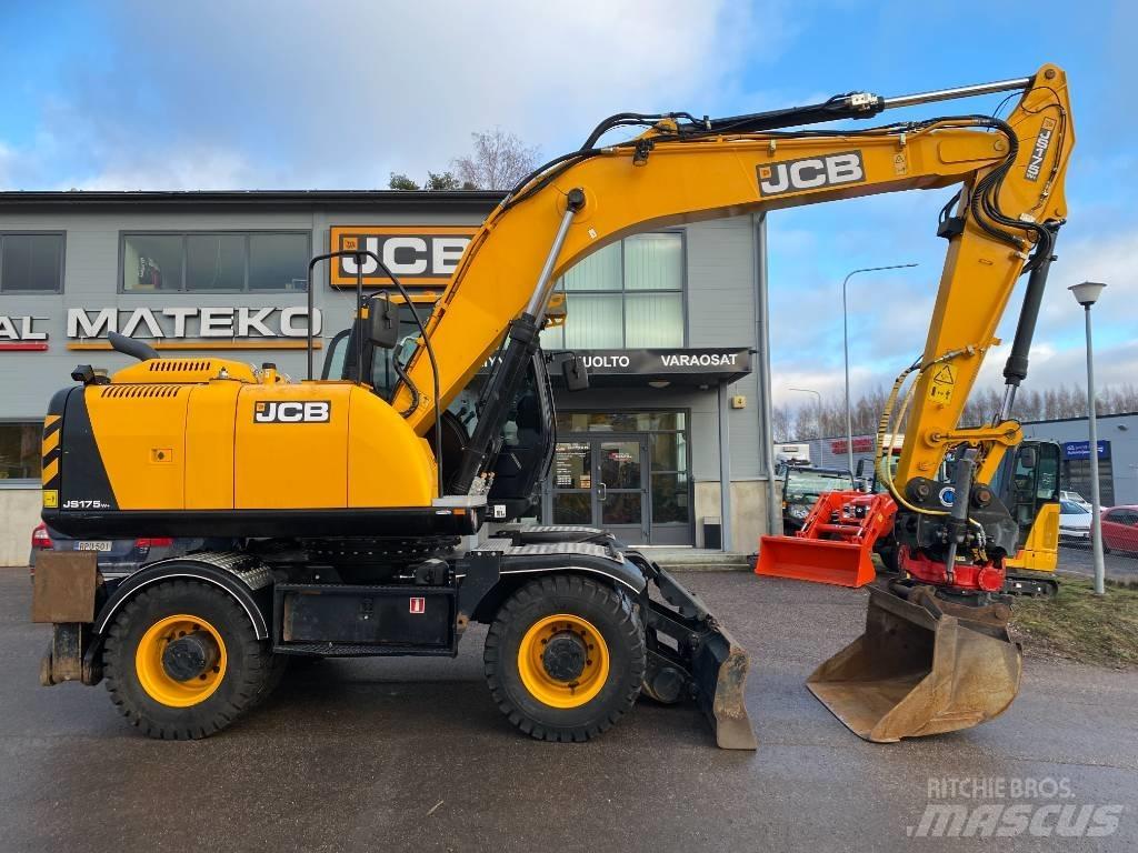 JCB JS 175 W T4i حفارات بعجل