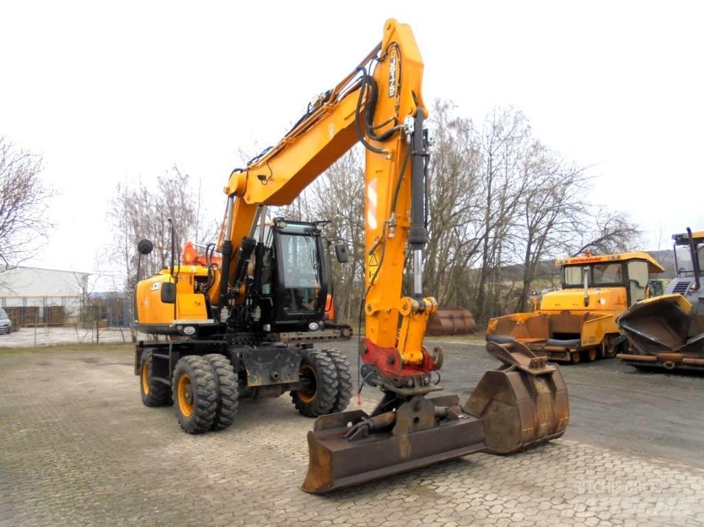 JCB JS 175 W حفارات بعجل