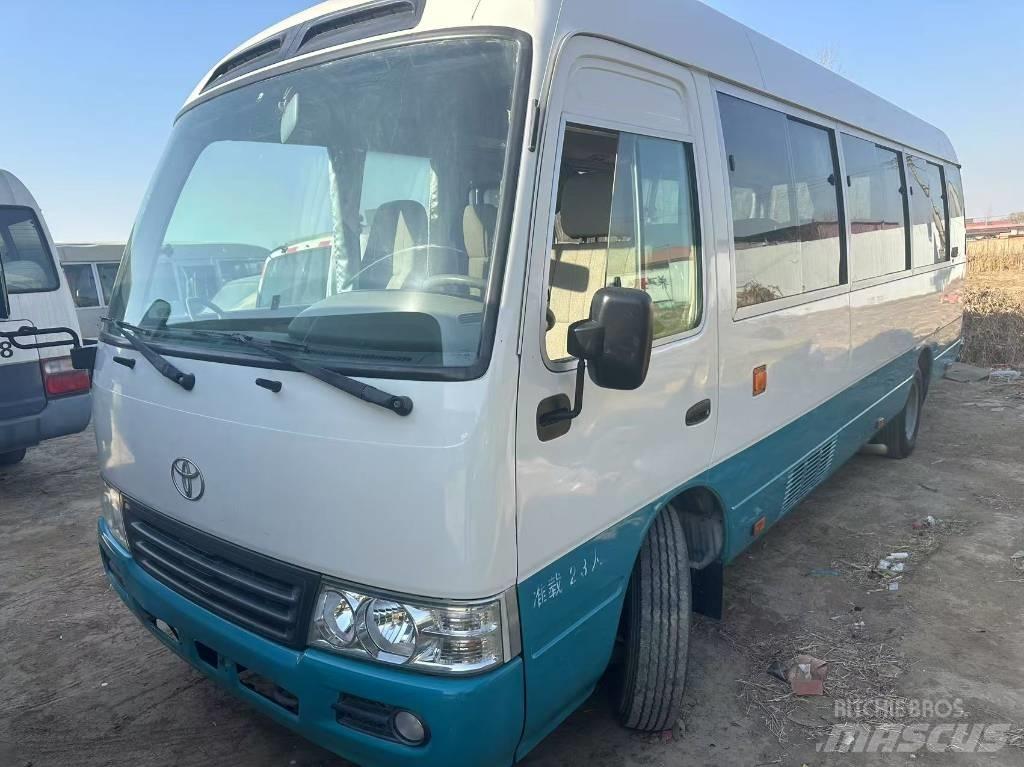 Toyota Coaster Bus حافلة صغيرة