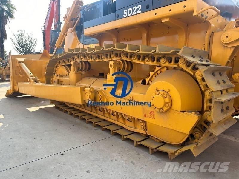 Shantui SD 22 بلدوزرات مجنزرة
