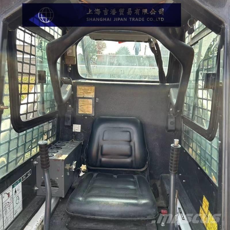 Bobcat S 18 لوادر انزلاقية التوجيه