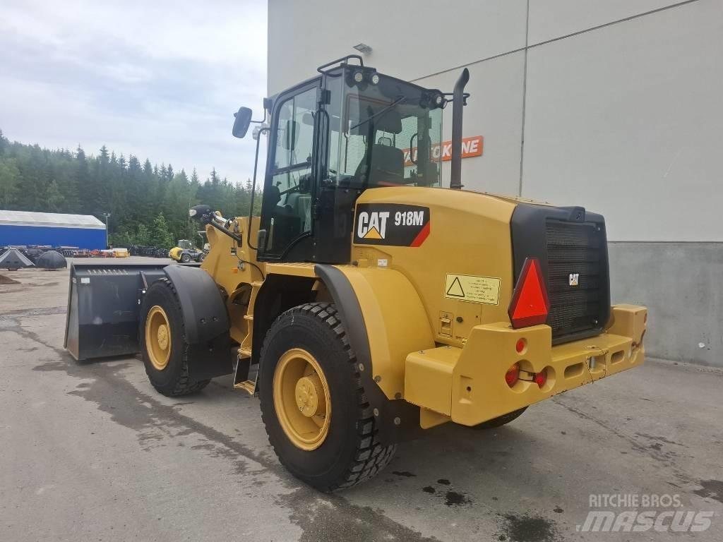 CAT 918 M لوادر بعجل