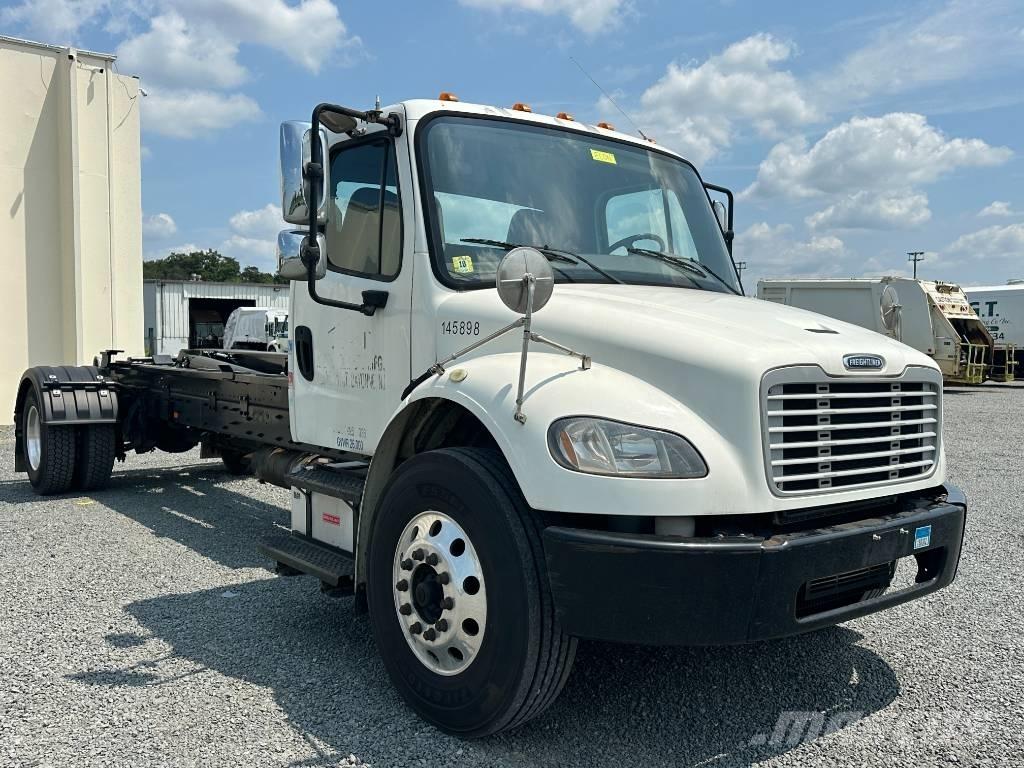 Freightliner M2 شاحنات المخلفات