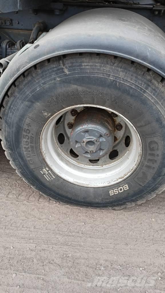Scania R 730 شاحنات أشجار
