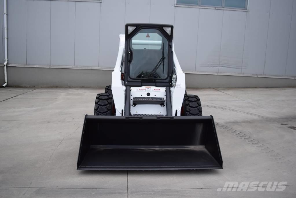 Bobcat S 250 لوادر انزلاقية التوجيه