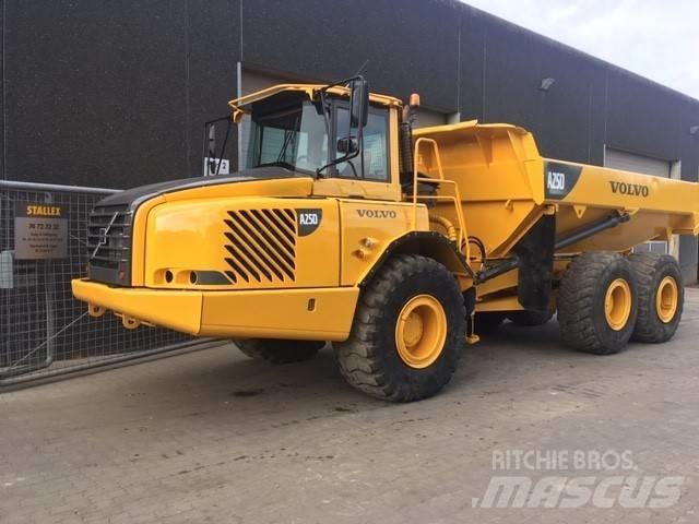 Volvo A25D ساحبات مفصلية