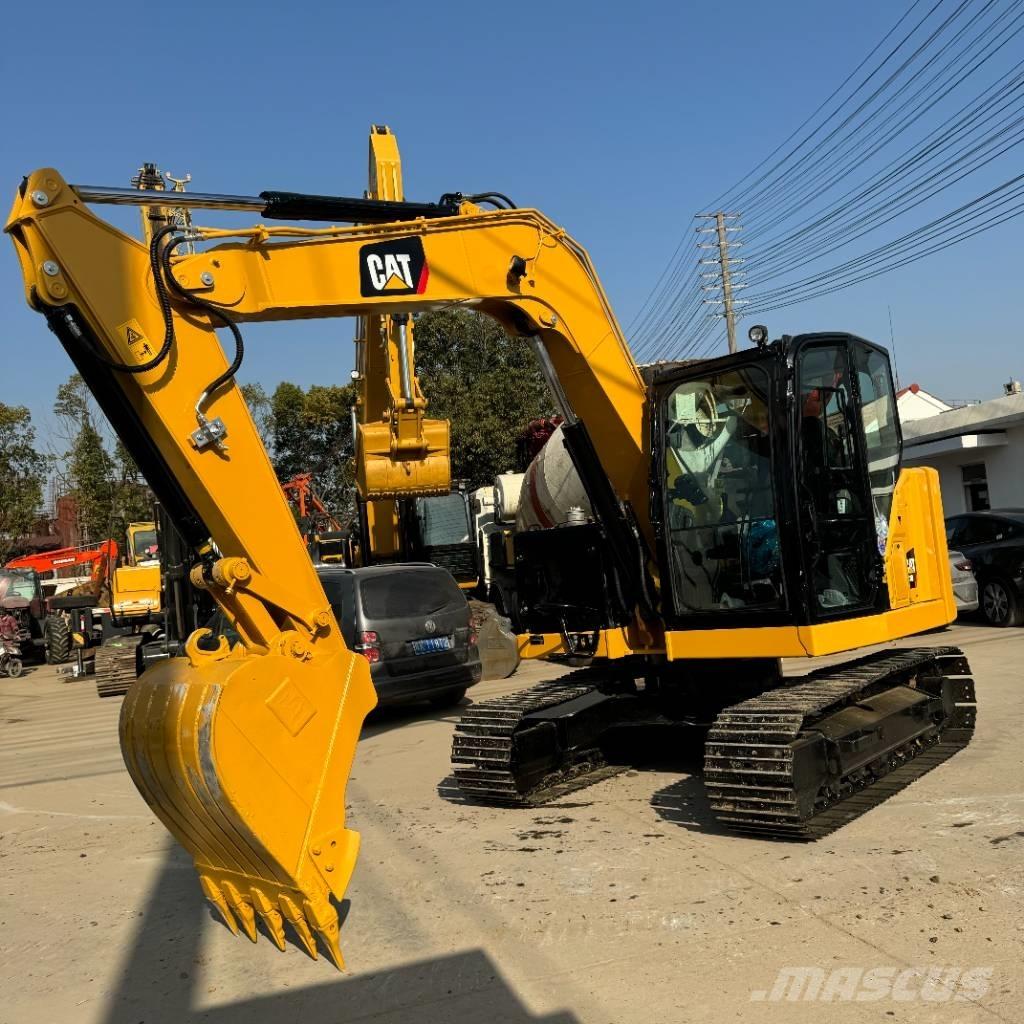 CAT 310 حفارات زحافة