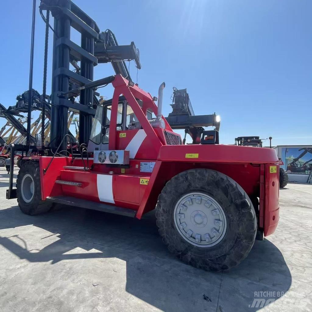 Kalmar DCD 250-12 LB شاحنات الديزل