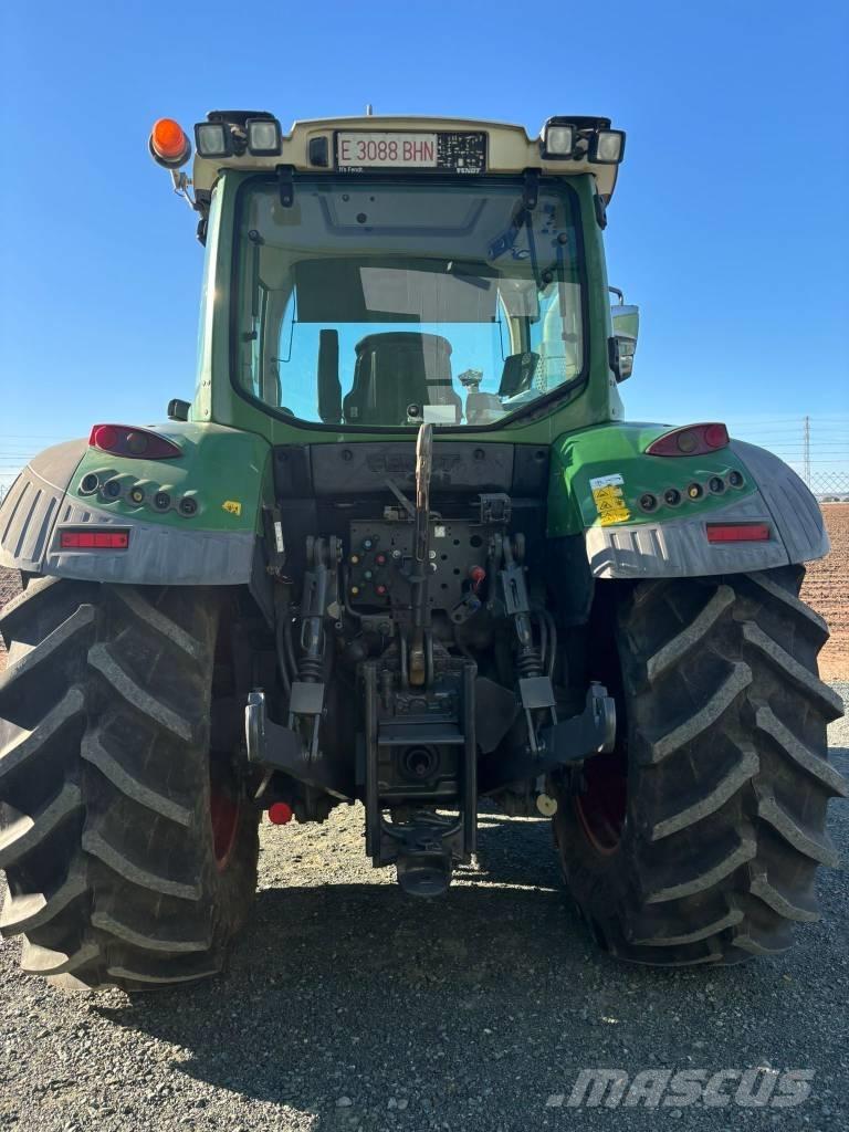 Fendt 512 Power Plus الجرارات
