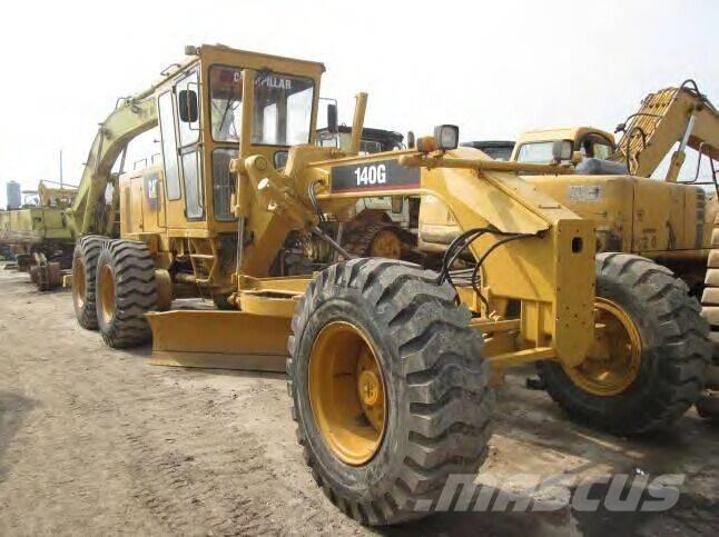 CAT 140 G معدات تمهيد الطرق