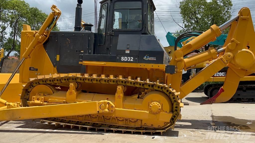 Shantui SD 32 بلدوزرات مجنزرة
