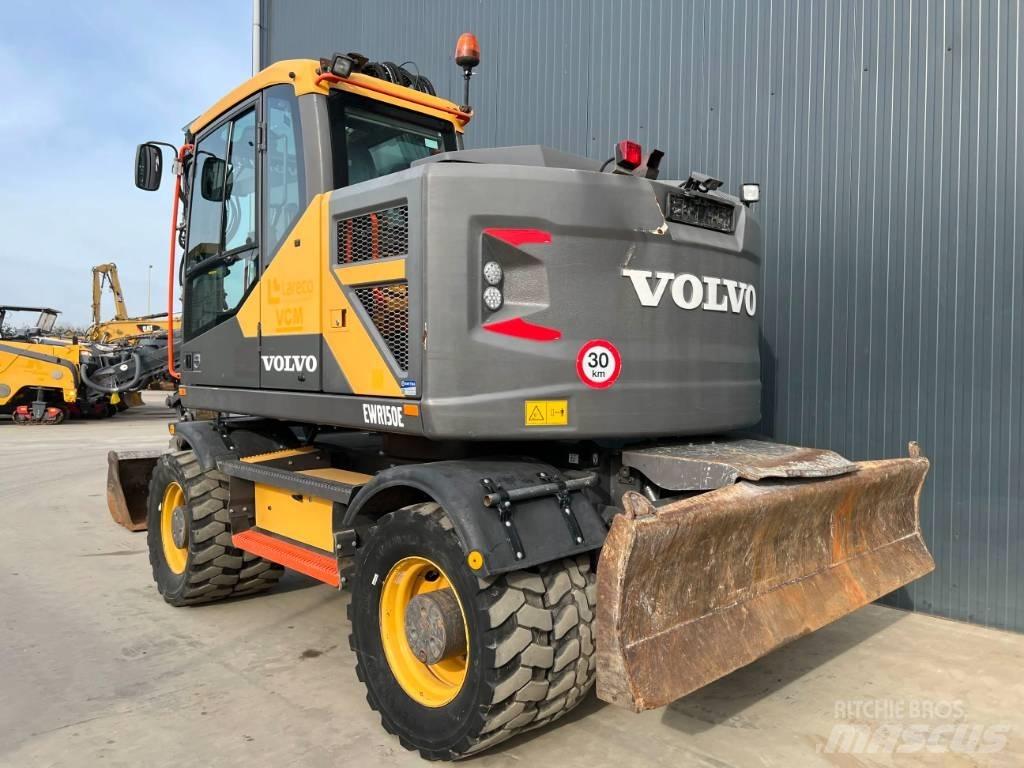 Volvo EWR150E حفارات بعجل