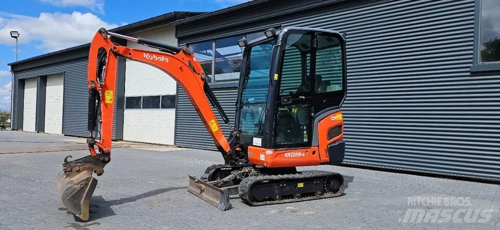Kubota KX019-4 حفارات صغيرة أقل من 7 طن (حفارات صغيرة)