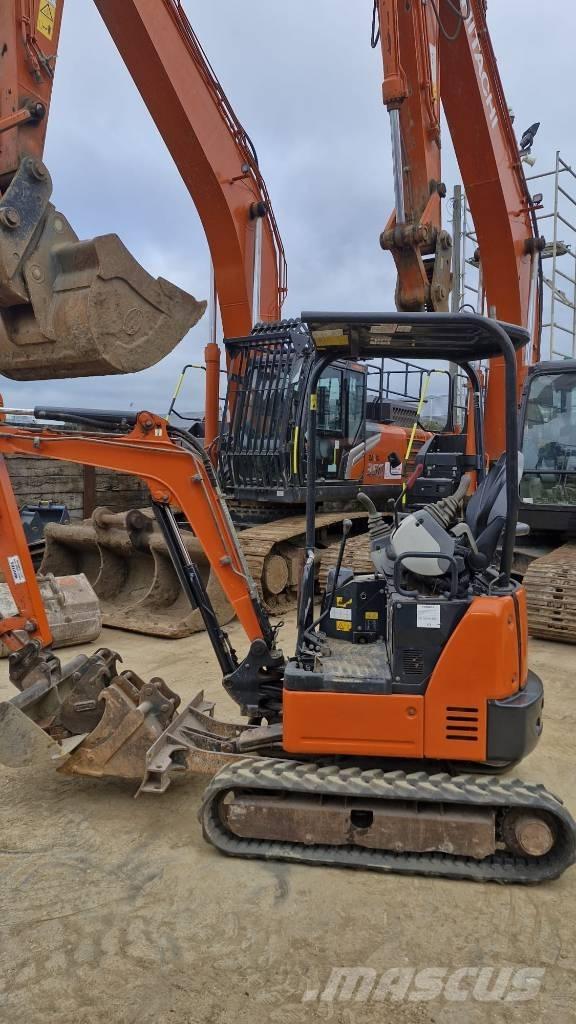 Hitachi ZX 19 U-5 حفارات صغيرة أقل من 7 طن (حفارات صغيرة)