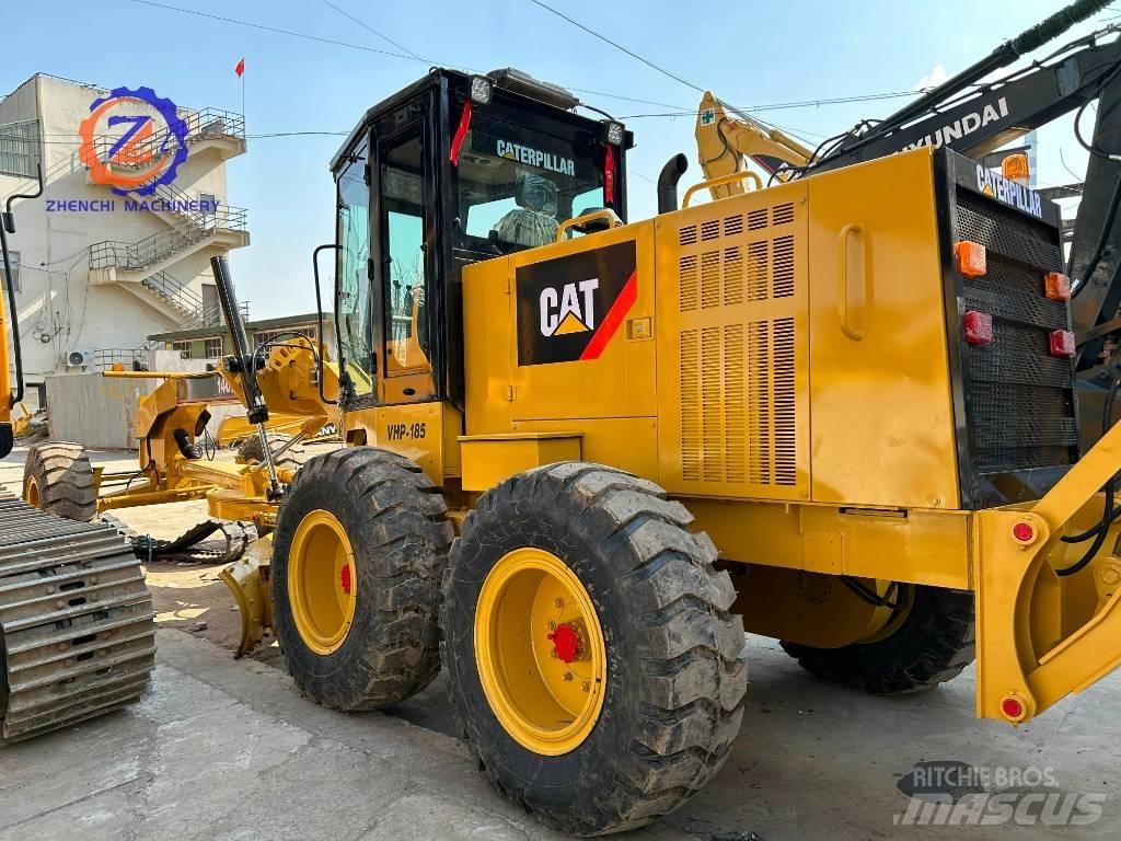 CAT 140 K معدات تمهيد الطرق