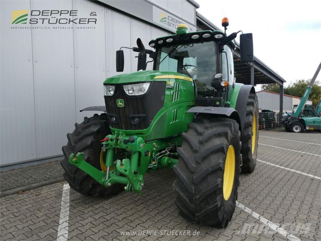John Deere 6215R الجرارات