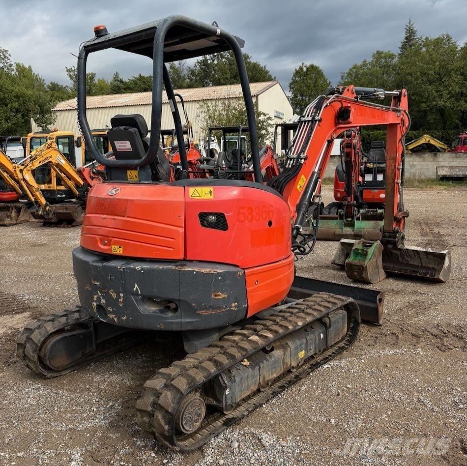Kubota U 35-3 A حفارات صغيرة أقل من 7 طن (حفارات صغيرة)