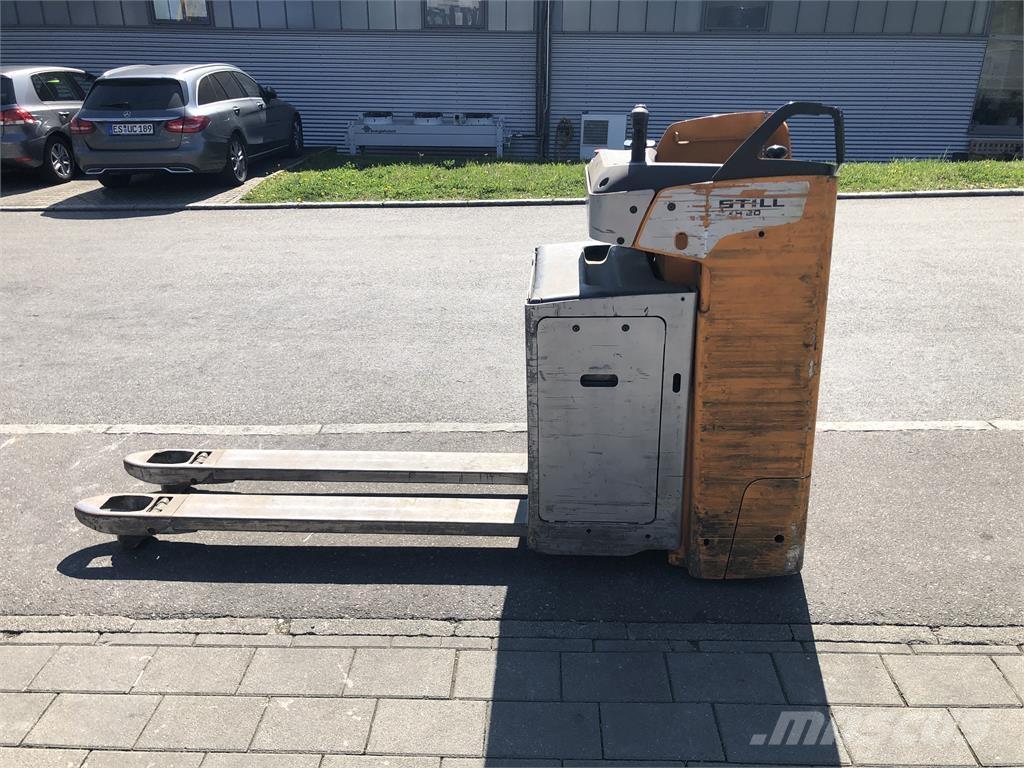 Still SXH 20 معدات التكديس الجوالة