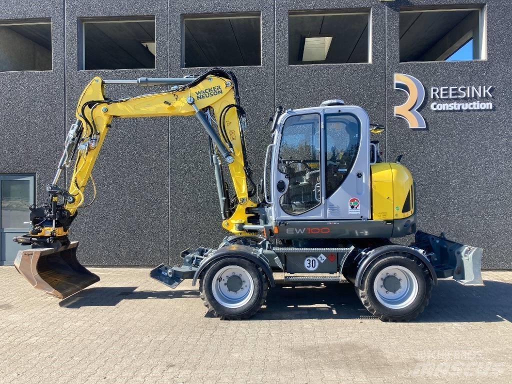 Wacker Neuson EW 100 حفارات بعجل
