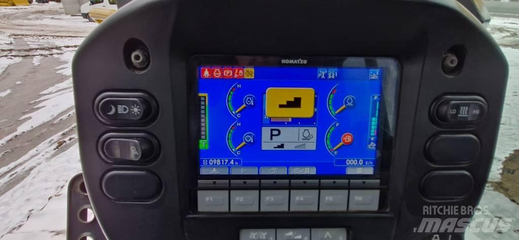 Komatsu D 61 PX -24 بلدوزرات مجنزرة