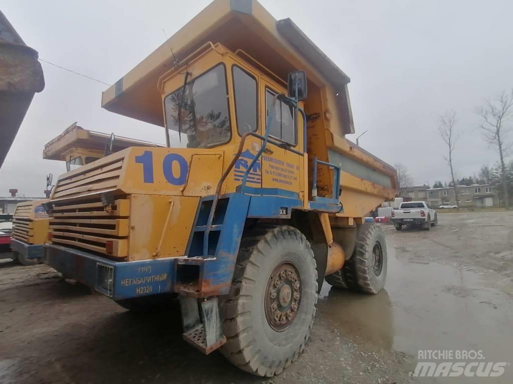 Belaz 7540 شاحنات المخلفات الصلبة