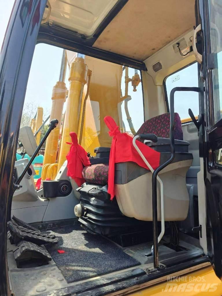 CAT CAT320C حفارات وسط 7 طن - 12 طن