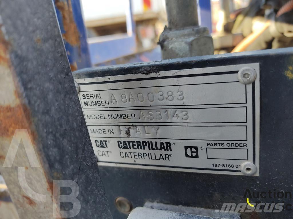 CAT AP 255 E معدات السفلتة