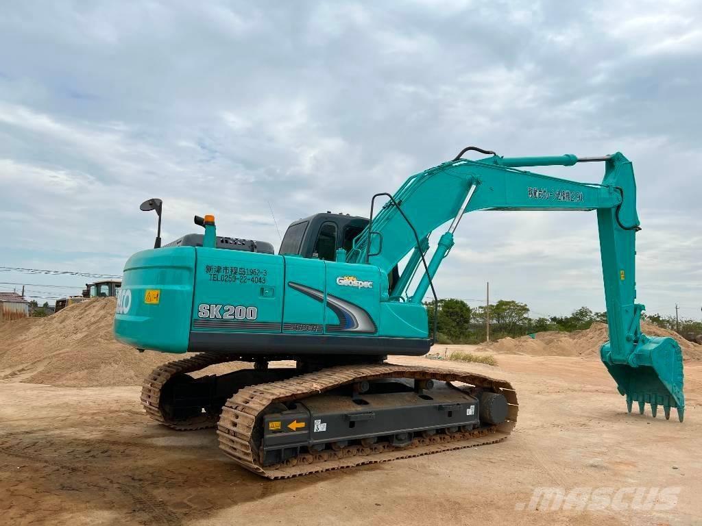 Kobelco SK 200-8 حفارات زحافة