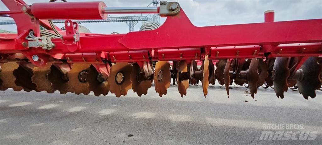 Horsch Joker 12 RT زحافات ساحقة
