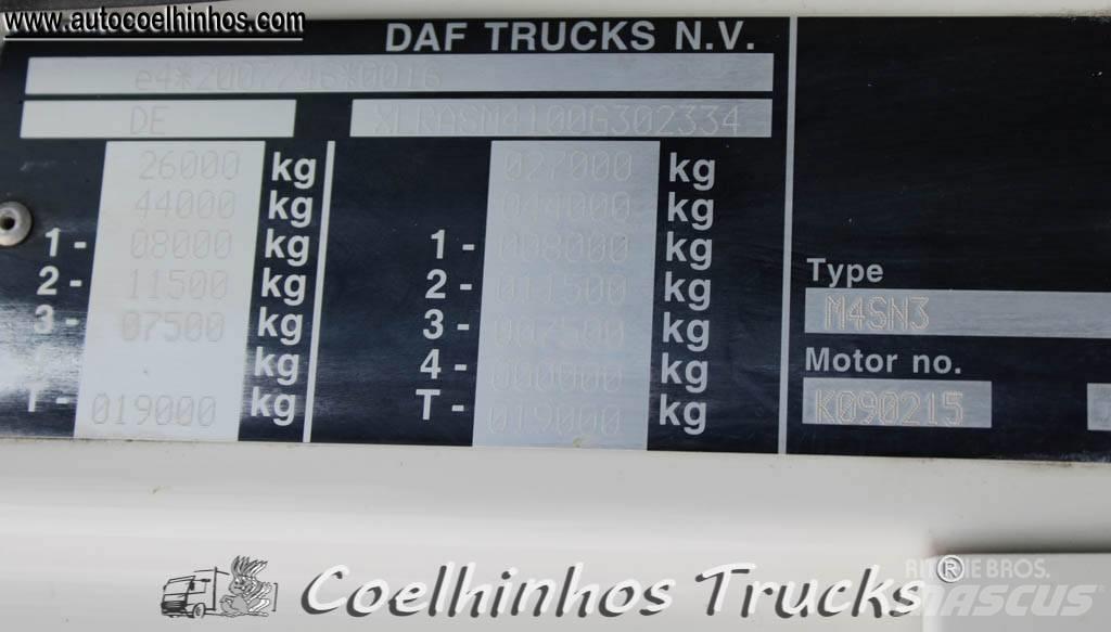 DAF CF 450 شاحنات بمقصورة وهيكل