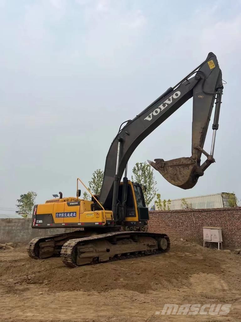 Volvo EC 290 B LC حفارات زحافة