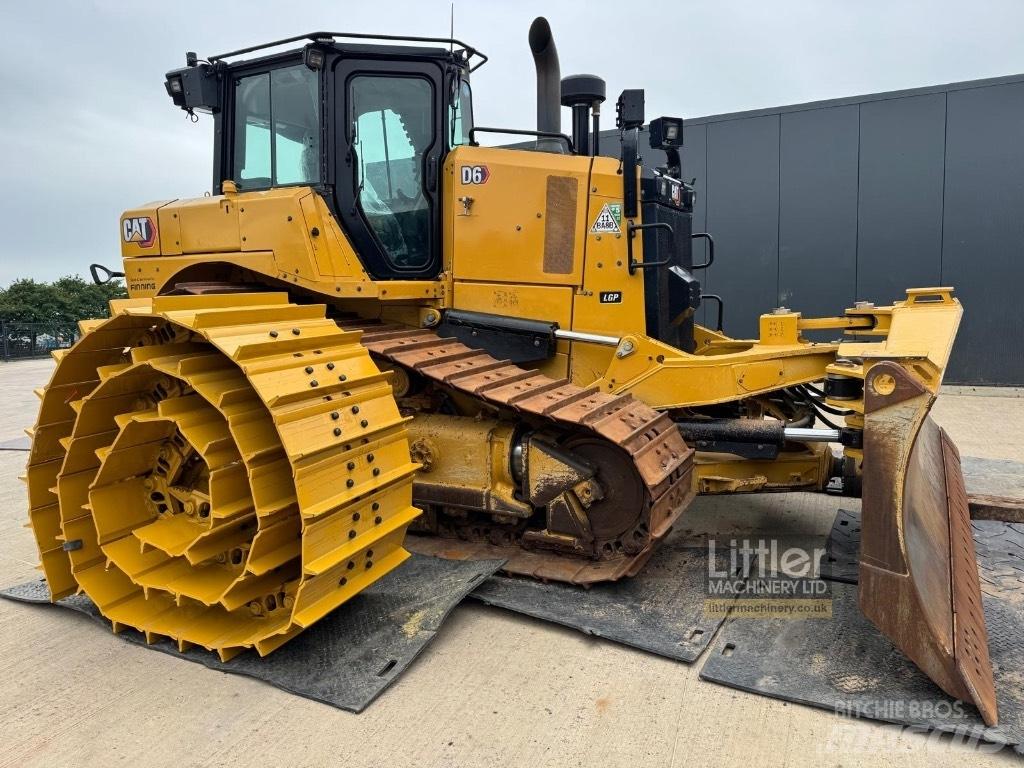 CAT D6 LGP بلدوزرات مجنزرة