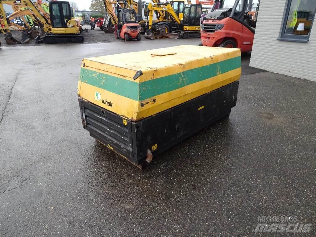 Atlas Copco XAS97 مكابس