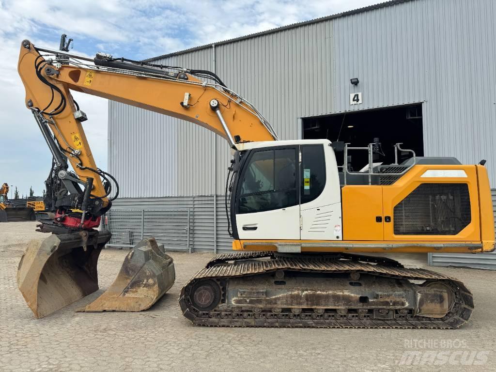 Liebherr R 926 LC حفارات زحافة