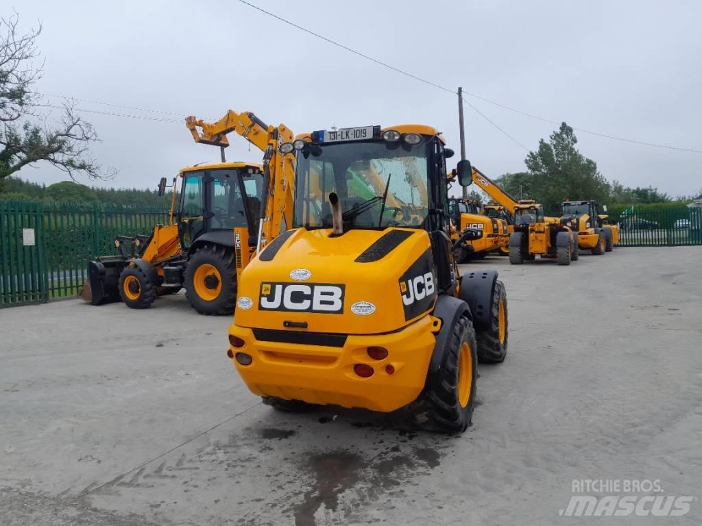 JCB TM 220 معدات مناولة لأغراض الزراعة