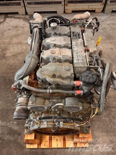 Liebherr D 934 SA 6 محركات