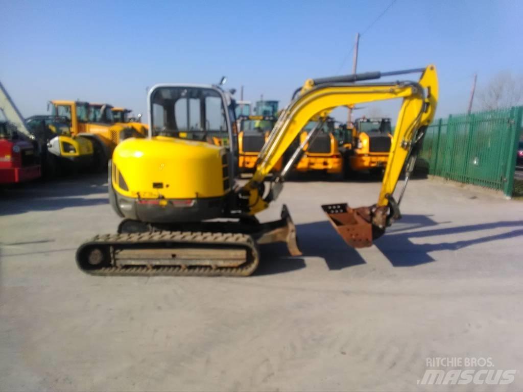 Wacker Neuson 50 Z3 حفارات صغيرة أقل من 7 طن (حفارات صغيرة)