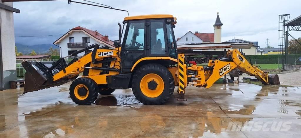 JCB 3dx لوادر ذات جرافات عكسية