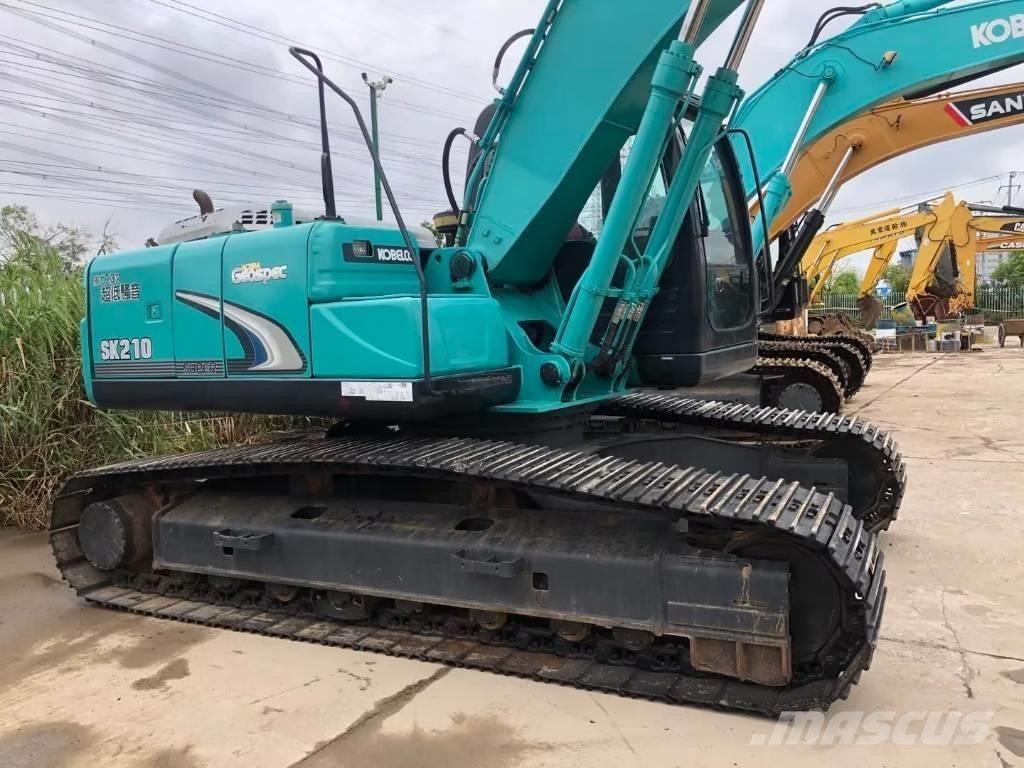 Kobelco SK 210 حفارات زحافة