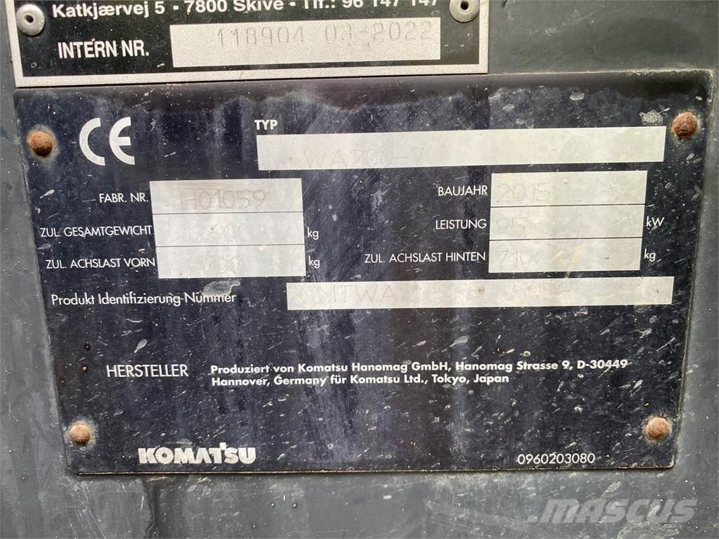 Komatsu WA200-7 لوادر بعجل