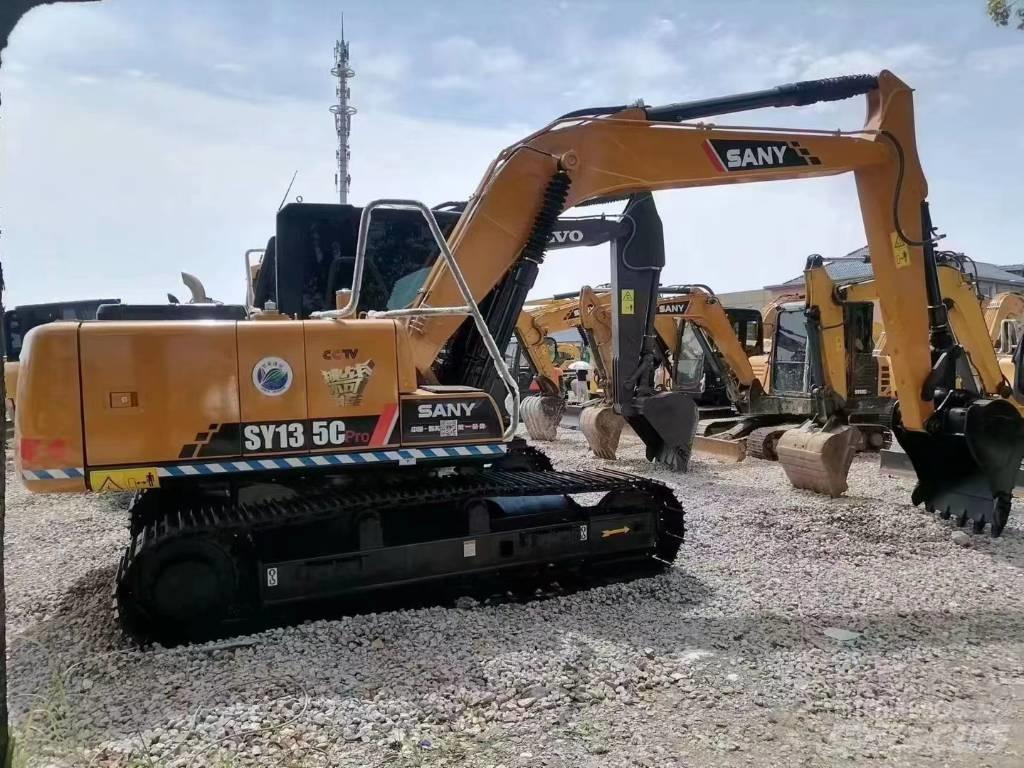 Sany SY 135 C حفارات زحافة