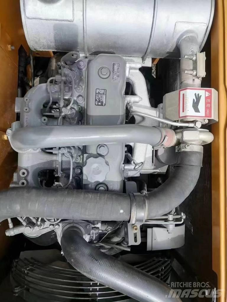 Sany SY 135 C حفارات زحافة