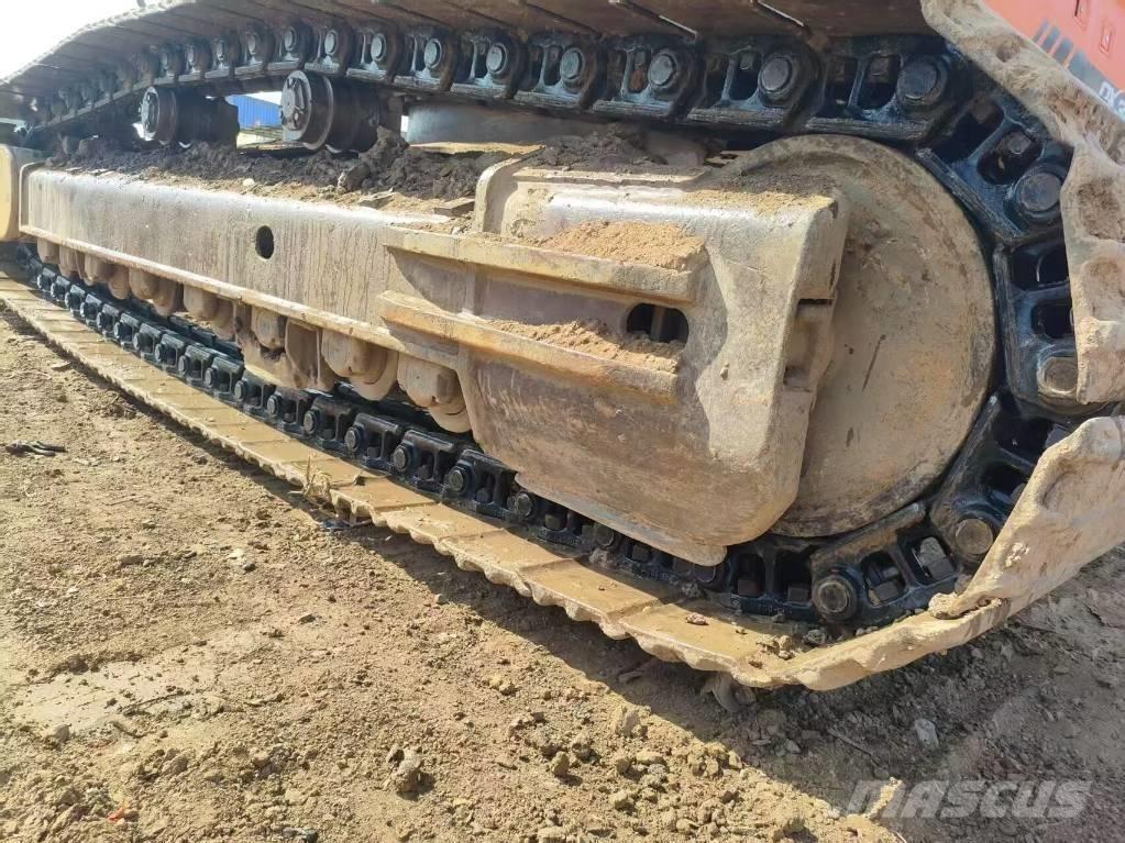 Doosan DX 380 LC حفارات زحافة