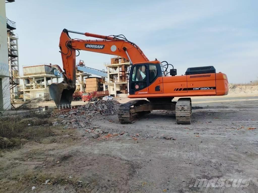 Doosan DX 380 LC حفارات زحافة